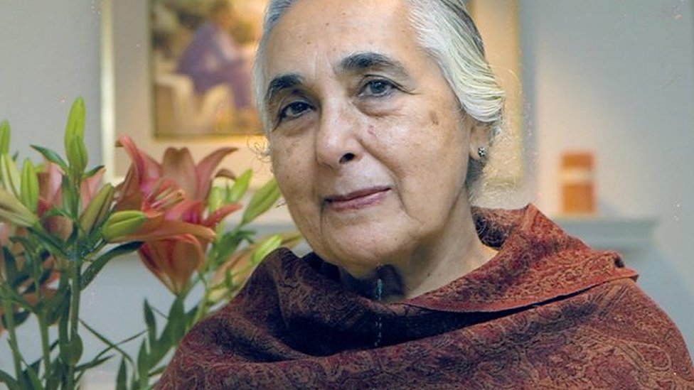 रोमिला थापर रोमिला थापर
