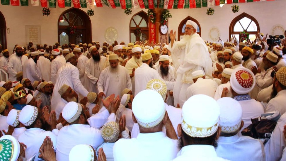 दाउदी बोहरा समाज का सममेलन दाउदी बोहरा समाज का सममेलन