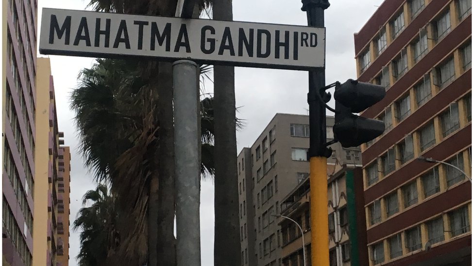 गांधी गांधी