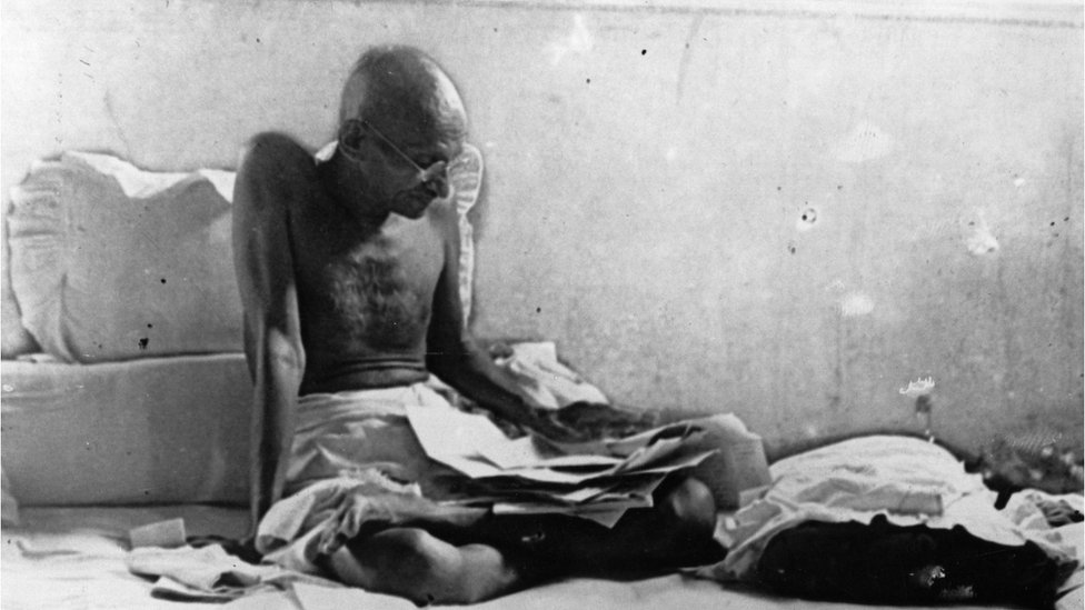 महात्मा गांधी महात्मा गांधी