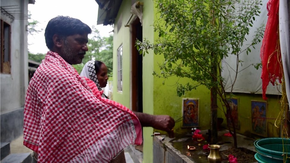 स्थानीय निवासी स्थानीय निवासी