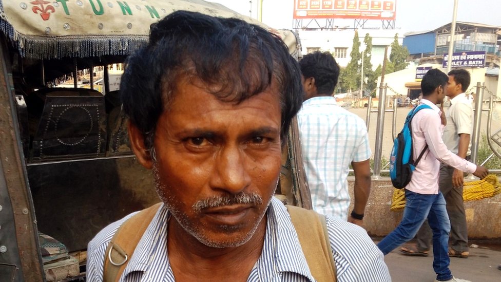 गुजरात में बिहारी पिटाई गुजरात में बिहारी पिटाई