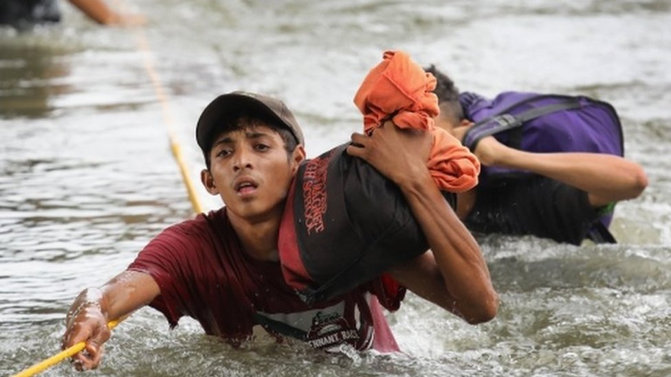 प्रवासी प्रवासी