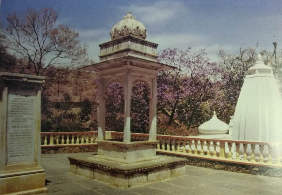 रीमा हूजा की किताब महाराणा प्रताप- द इनविंसिबिल वारियर रीमा हूजा की किताब महाराणा प्रताप- द इनविंसिबिल वारियर