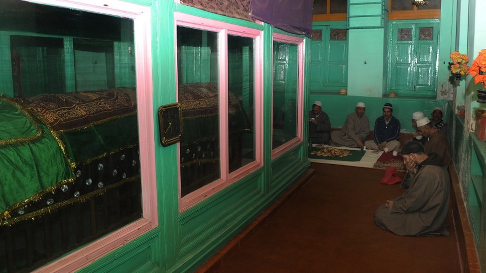 रौज़ाबल, श्रीनगर रौज़ाबल, श्रीनगर