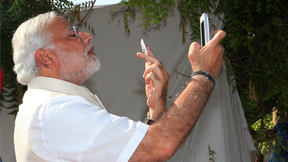 मोदी मोदी