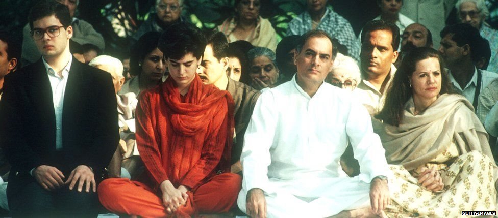 राहुल गांधी, प्रियंका गांधी, राजीव गांधी, सोनिया गांधी राहुल गांधी, प्रियंका गांधी, राजीव गांधी, सोनिया गांधी