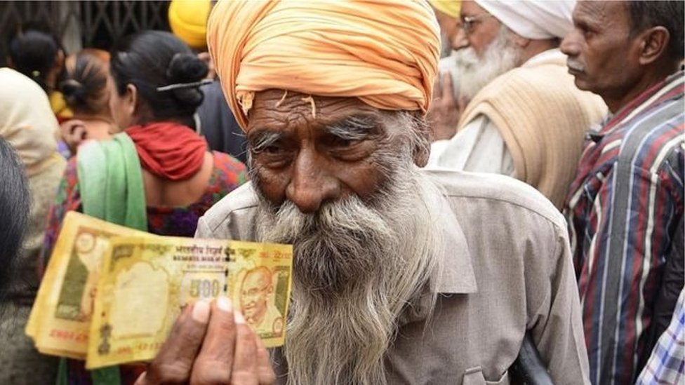 प्रधानमंत्री नरेंद्र मोदी ने नवंबर 2016 में नोटबंदी की थी प्रधानमंत्री नरेंद्र मोदी ने नवंबर 2016 में नोटबंदी की थी