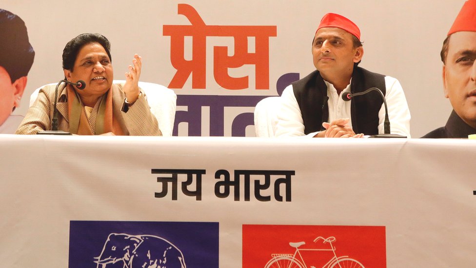 मायावती और अखिलेश यादव मायावती और अखिलेश यादव