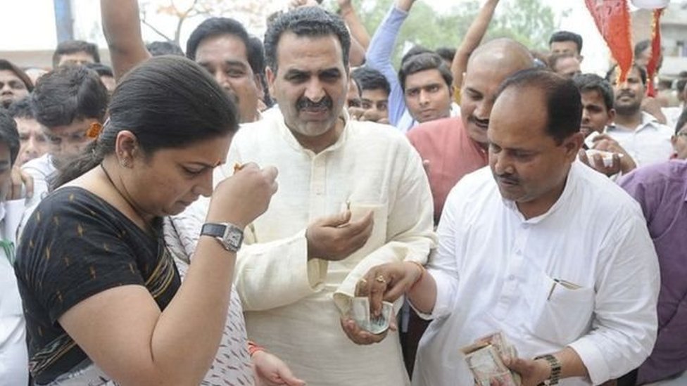 मुज़फ़्फ़रनगर से सांसद संजीव बालियान मुज़फ़्फ़रनगर से सांसद संजीव बालियान