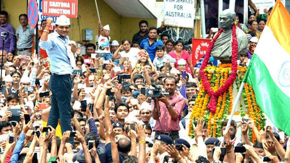 2015 की सभा में हार्दिक पटेल 2015 की सभा में हार्दिक पटेल