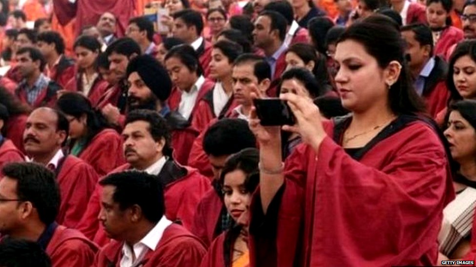 भारतीय महिलाएं भारतीय महिलाएं