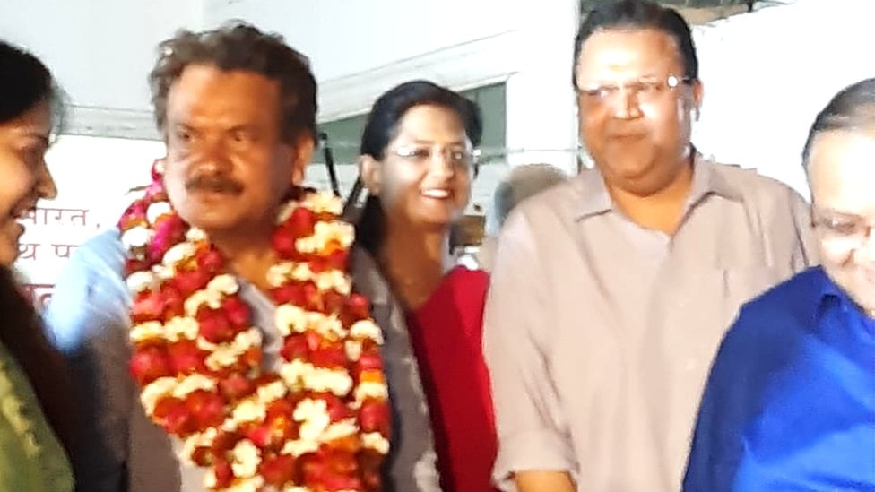 बीजेपी के उम्मीदवार एसपी सिंह बघेल बीजेपी के उम्मीदवार एसपी सिंह बघेल