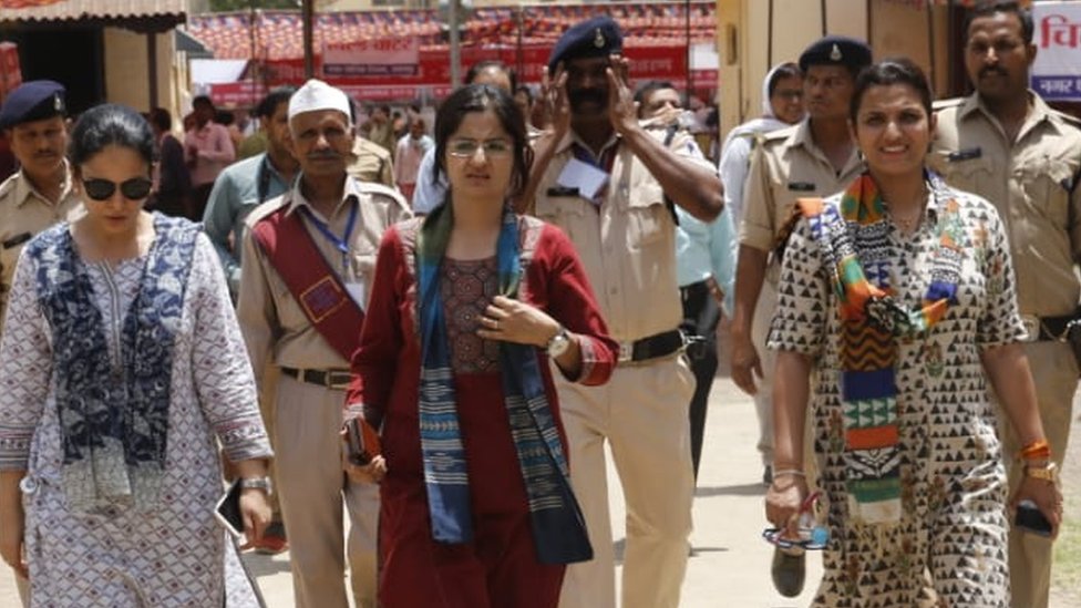 सलोनी सिदाना, कलेक्टर छवि भारद्वाज और रजनी सिंह सलोनी सिदाना, कलेक्टर छवि भारद्वाज और रजनी सिंह