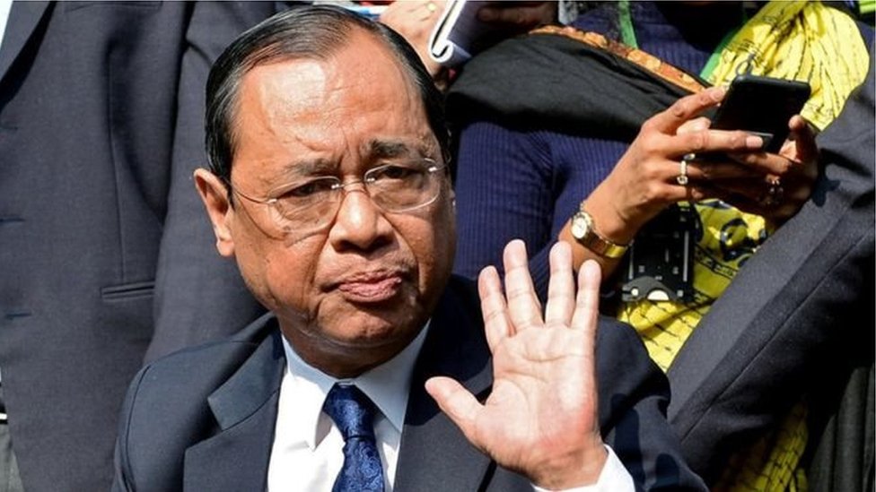 वो औरतें जिन्हें अब भी न्यायपालिका पर विश्वास है वो औरतें जिन्हें अब भी न्यायपालिका पर विश्वास है