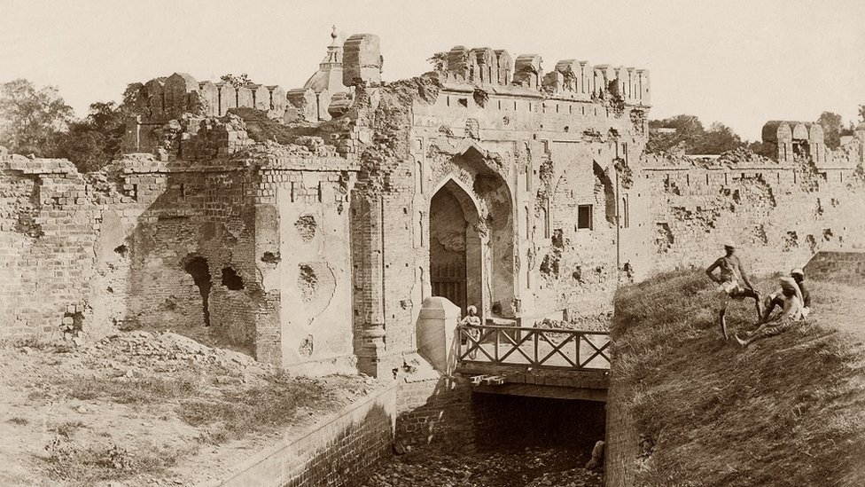 कश्मीरी गेट कश्मीरी गेट