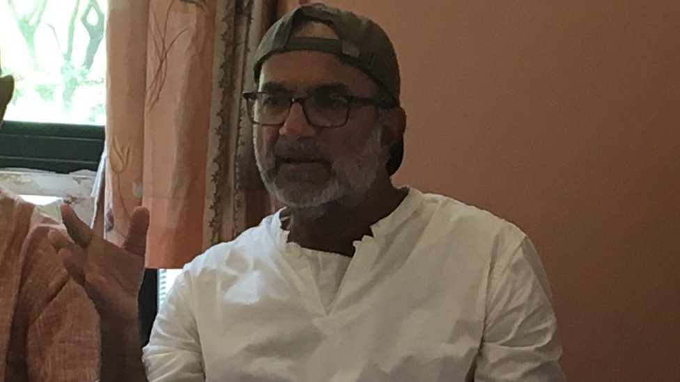 लेफ्ट लेफ्ट