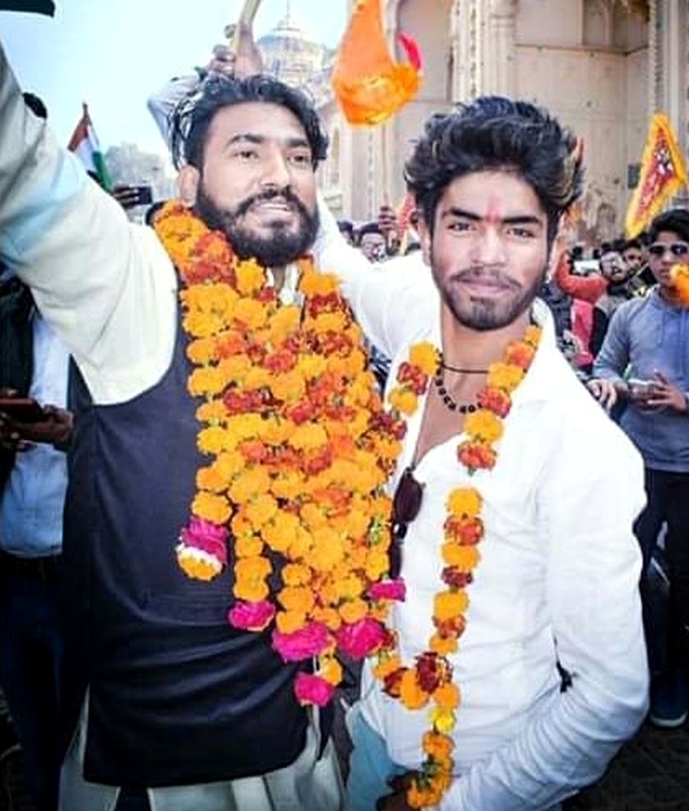 सोशल मीडिया सोशल मीडिया