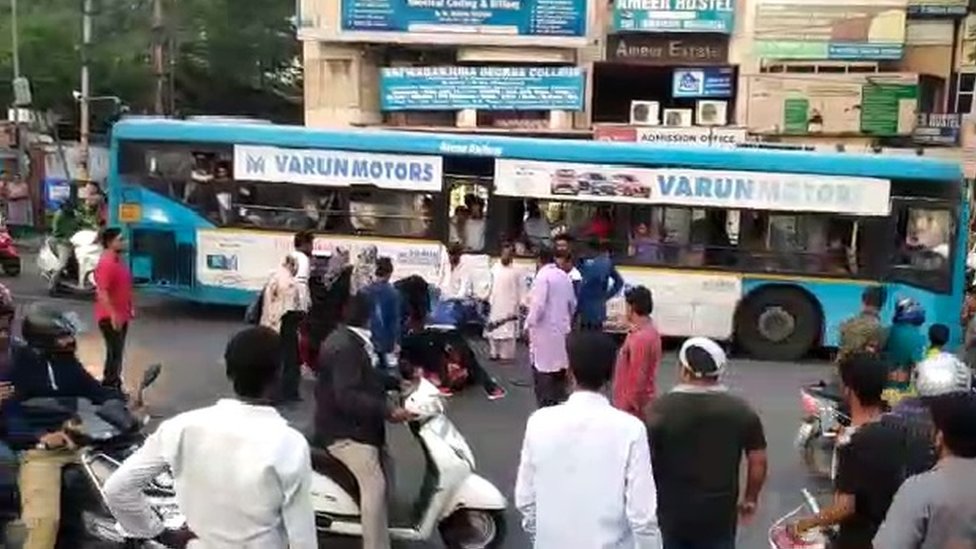सोशल मीडिया सोशल मीडिया
