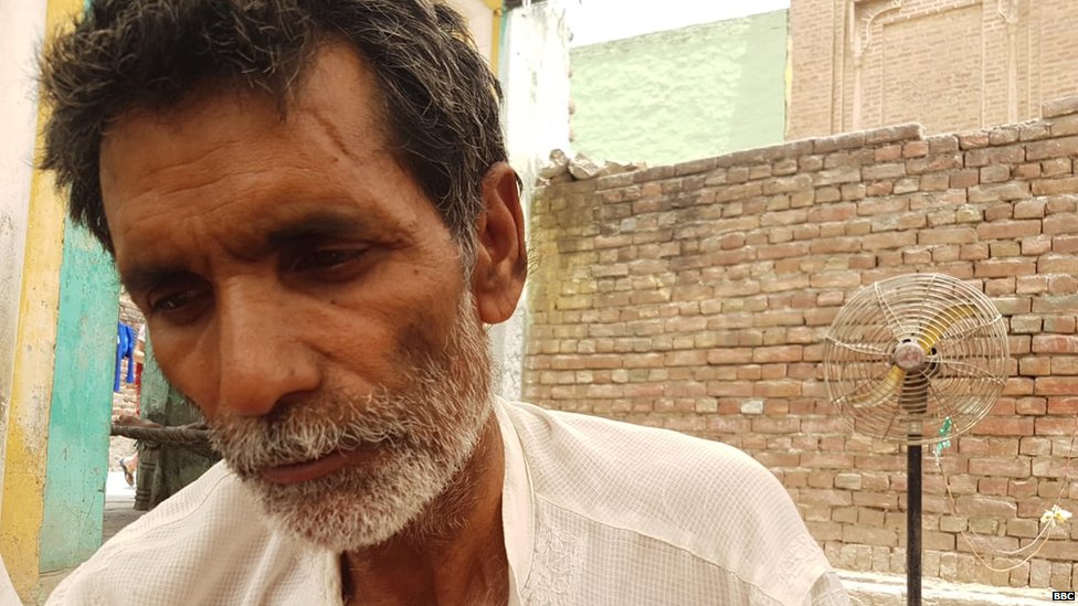 टप्पल में ढाई साल की बच्ची की हत्या टप्पल में ढाई साल की बच्ची की हत्या