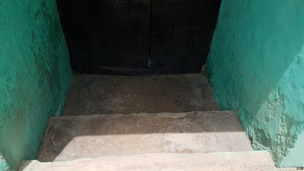 टप्पल में ढाई साल की बच्ची की हत्या टप्पल में ढाई साल की बच्ची की हत्या