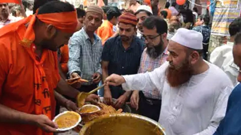सोशल मीडिया सोशल मीडिया