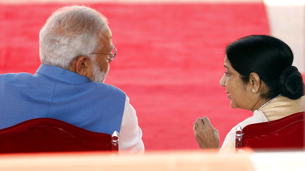 नरेंद्र मोदी, सुषमा स्वराज नरेंद्र मोदी, सुषमा स्वराज