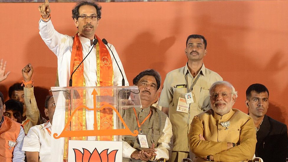 महाराष्ट्र: क्या लड़ाई बीजेपी बनाम शरद पवार है महाराष्ट्र: क्या लड़ाई बीजेपी बनाम शरद पवार है