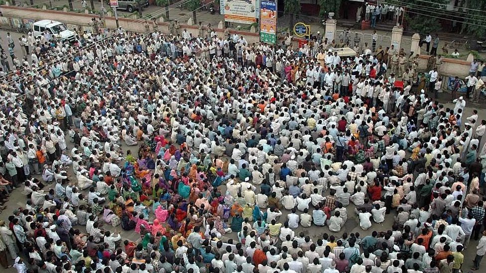 महाराष्ट्र: क्या लड़ाई बीजेपी बनाम शरद पवार है महाराष्ट्र: क्या लड़ाई बीजेपी बनाम शरद पवार है
