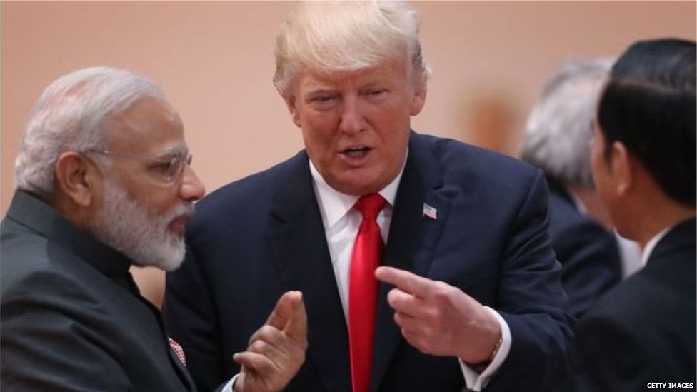 नरेंद्र मोदी और डोनल्ड ट्रंप नरेंद्र मोदी और डोनल्ड ट्रंप