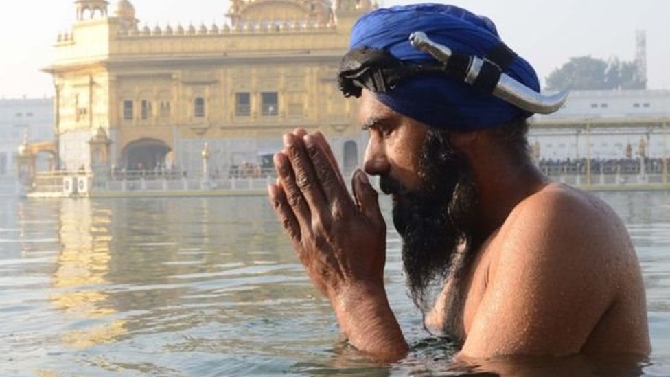 कनाडा में सिखों के हाथ आई सत्ता की चाबी कनाडा में सिखों के हाथ आई सत्ता की चाबी
