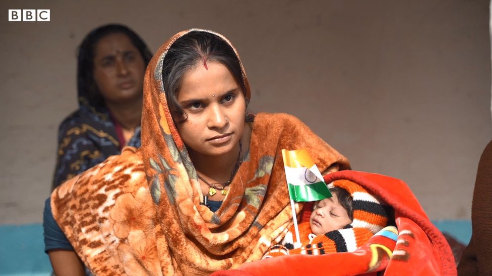 पाकिस्तान से आए हिंदू शरणार्थी बोले, आज होली-दिवाली से भी बड़ा दिन पाकिस्तान से आए हिंदू शरणार्थी बोले, आज होली-दिवाली से भी बड़ा दिन