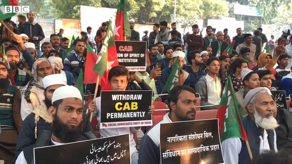 पाकिस्तान से आए हिंदू शरणार्थी बोले, आज होली-दिवाली से भी बड़ा दिन पाकिस्तान से आए हिंदू शरणार्थी बोले, आज होली-दिवाली से भी बड़ा दिन