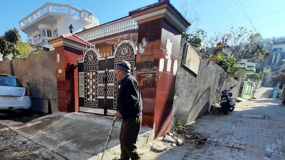 कश्मीरी पंडित कश्मीरी पंडित