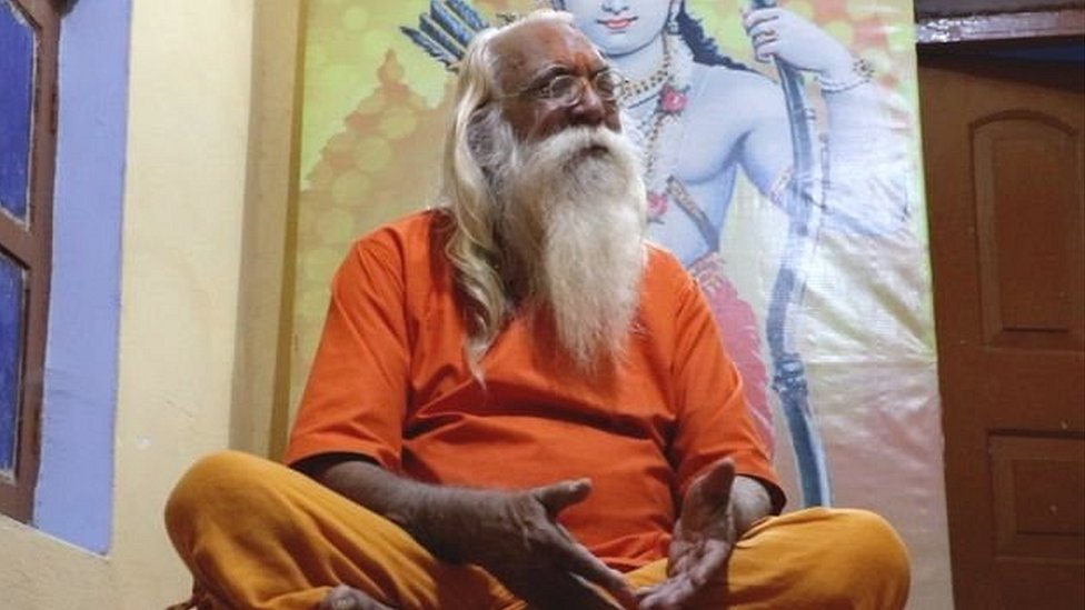 राम जन्मभूमि के मुख्य पुजारी सत्येंद्र दास राम जन्मभूमि के मुख्य पुजारी सत्येंद्र दास