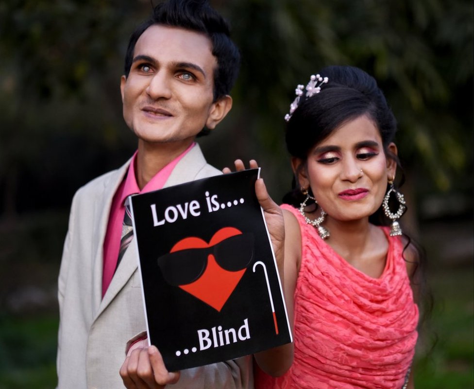 दीपक और आरती दीपक और आरती