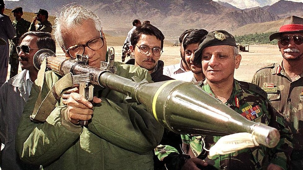 जॉर्ज फ़र्नांडीज़ जॉर्ज फ़र्नांडीज़