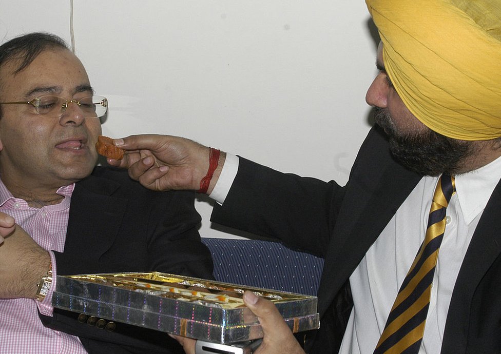 अरुण जेटली अरुण जेटली
