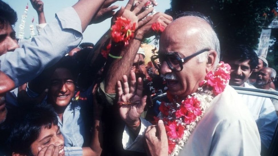 आडवाणी की रथ यात्रा आडवाणी की रथ यात्रा
