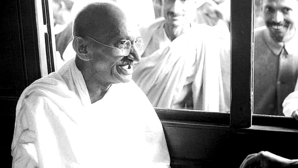 महात्मा गांधी महात्मा गांधी