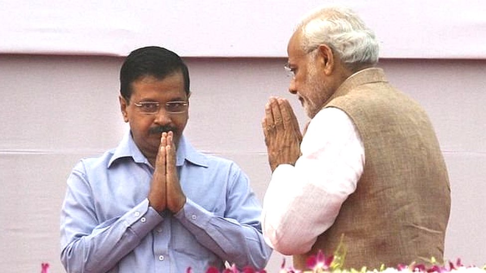 मोदी केजरीवाल मोदी केजरीवाल