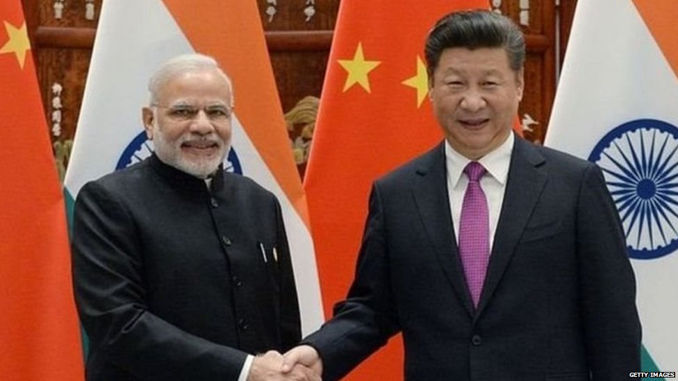 नरेंद्र मोदी और शी जिनपिंग नरेंद्र मोदी और शी जिनपिंग