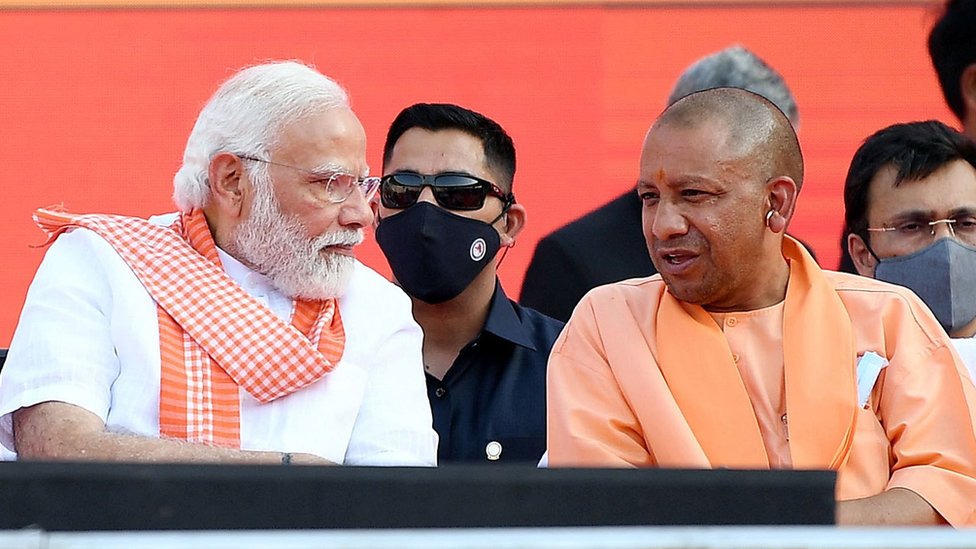 नरेंद्र मोदी और योगी आदित्यनाथ नरेंद्र मोदी और योगी आदित्यनाथ