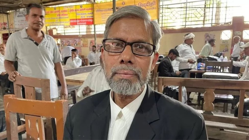 अंजुमन इंतेज़ामिया मसाजिद के वकील रईस अहमद अंजुमन इंतेज़ामिया मसाजिद के वकील रईस अहमद
