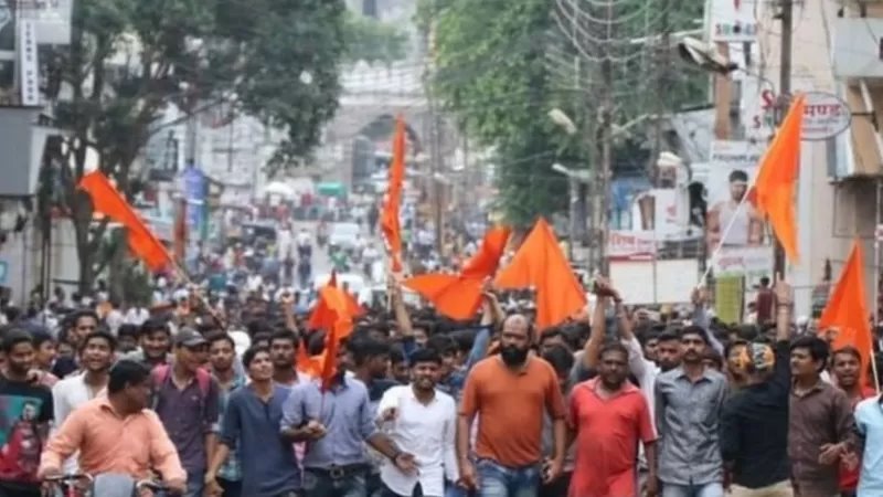 मराठा आरक्षण को लेकर महाराष्ट्र में दो साल पहले हुआ एक विशाल प्रदर्शन मराठा आरक्षण को लेकर महाराष्ट्र में दो साल पहले हुआ एक विशाल प्रदर्शन