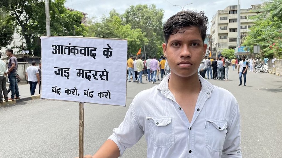 उदयपुर में रैली के दौरान की एक तस्वीर उदयपुर में रैली के दौरान की एक तस्वीर