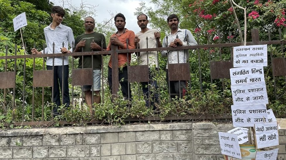उदयपुर में रैली के दौरान की एक तस्वीर उदयपुर में रैली के दौरान की एक तस्वीर