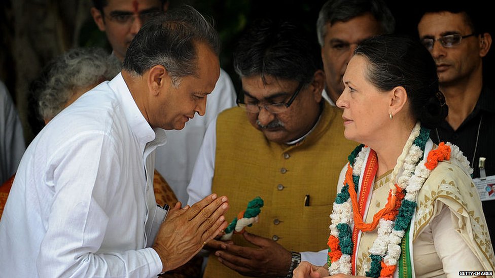 सोनिया गांधी सोनिया गांधी
