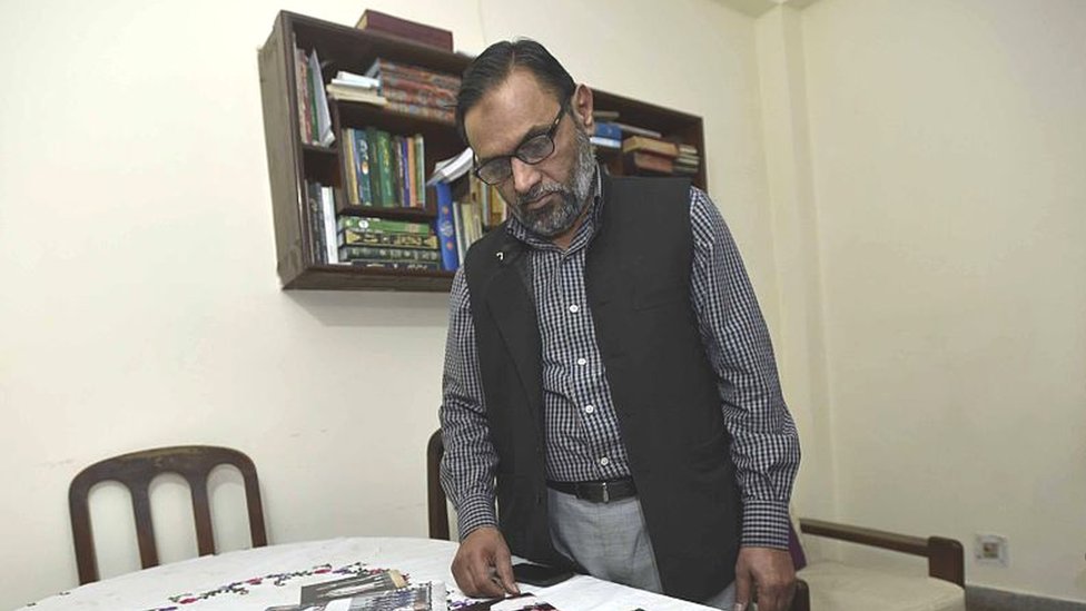 क़ासिम रसूल इलियास क़ासिम रसूल इलियास
